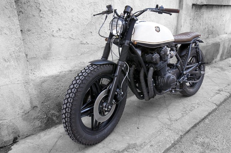 Honda CB 750 2 Scrambler